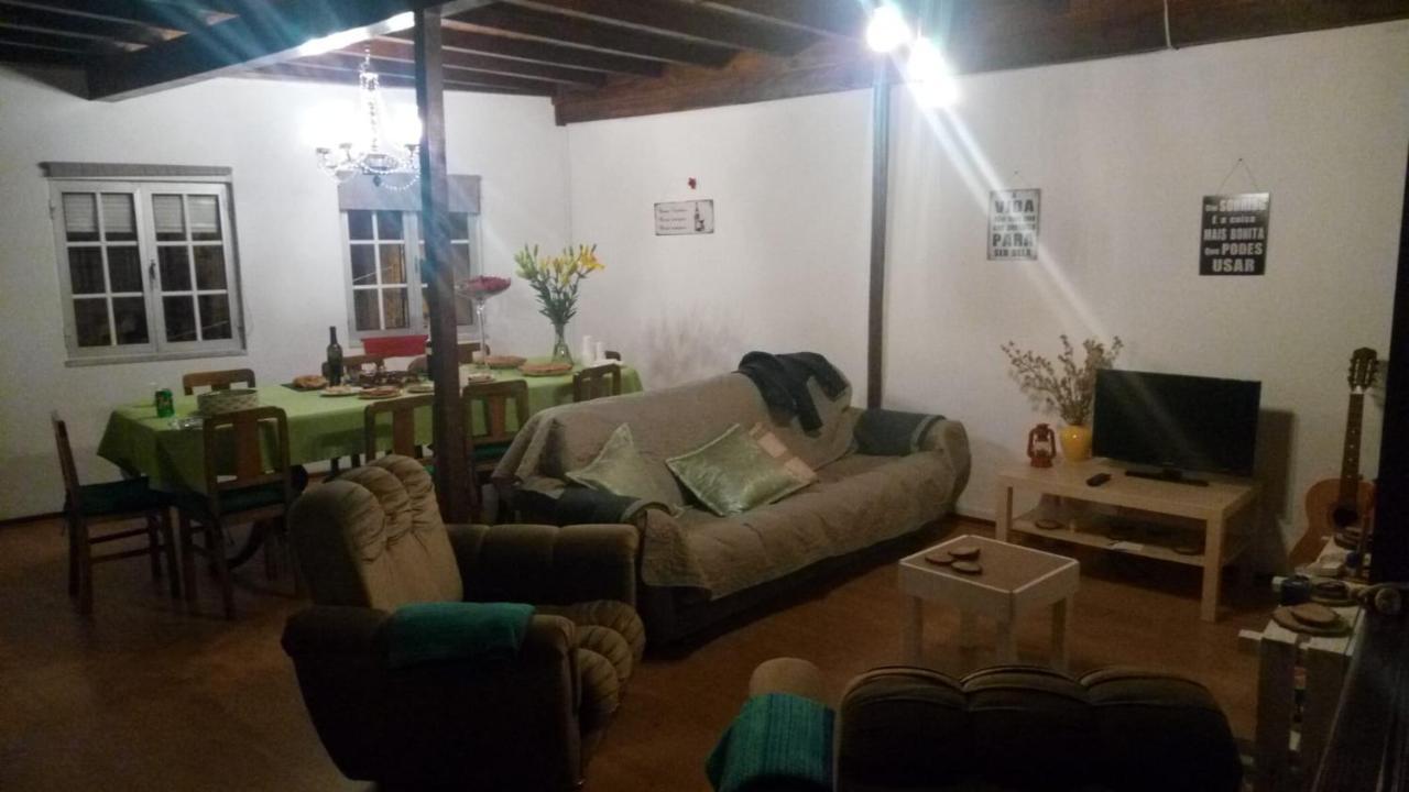 Casa Largo Da Praca Βίλα Alcongosta Εξωτερικό φωτογραφία