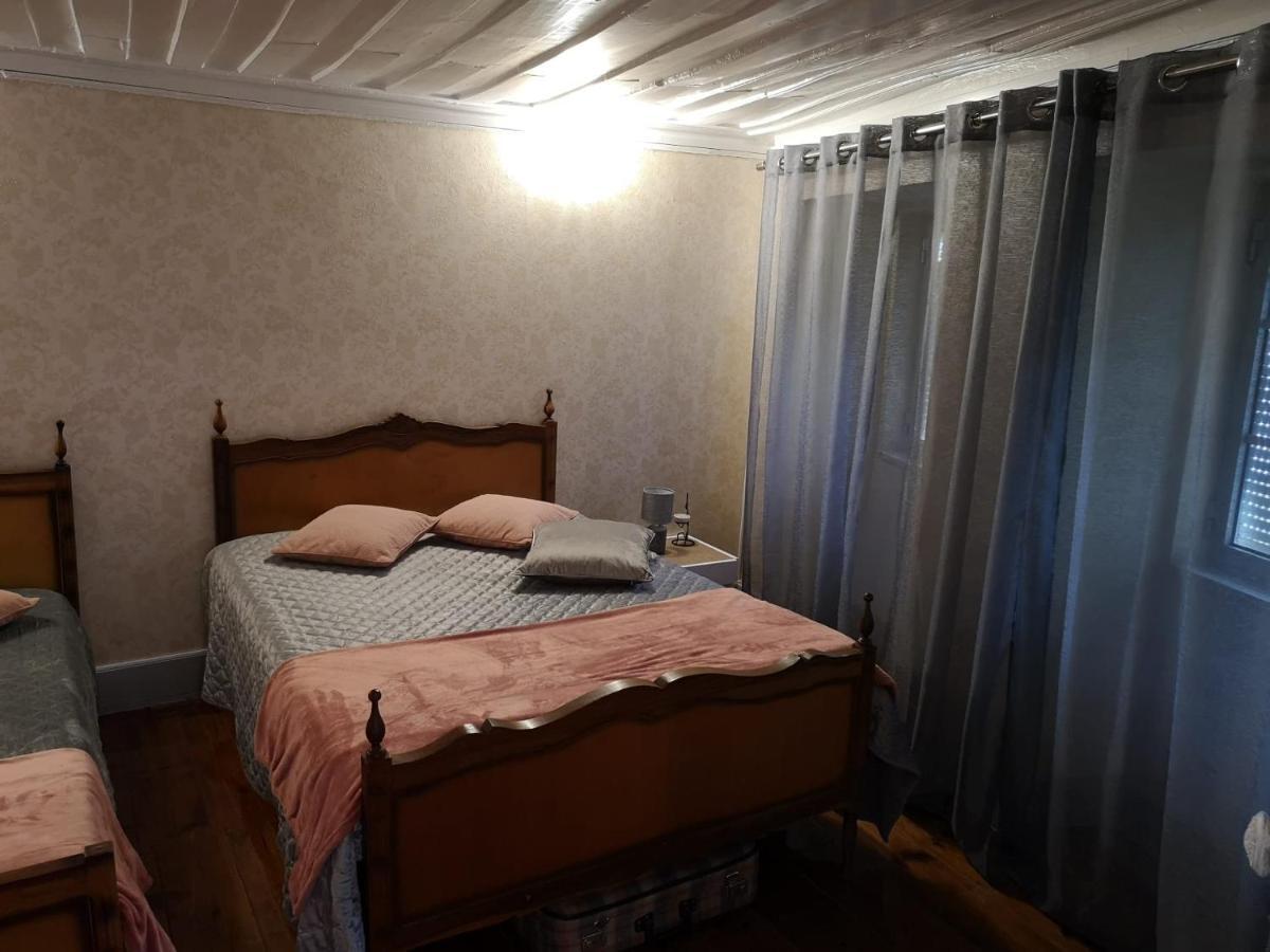 Casa Largo Da Praca Βίλα Alcongosta Εξωτερικό φωτογραφία