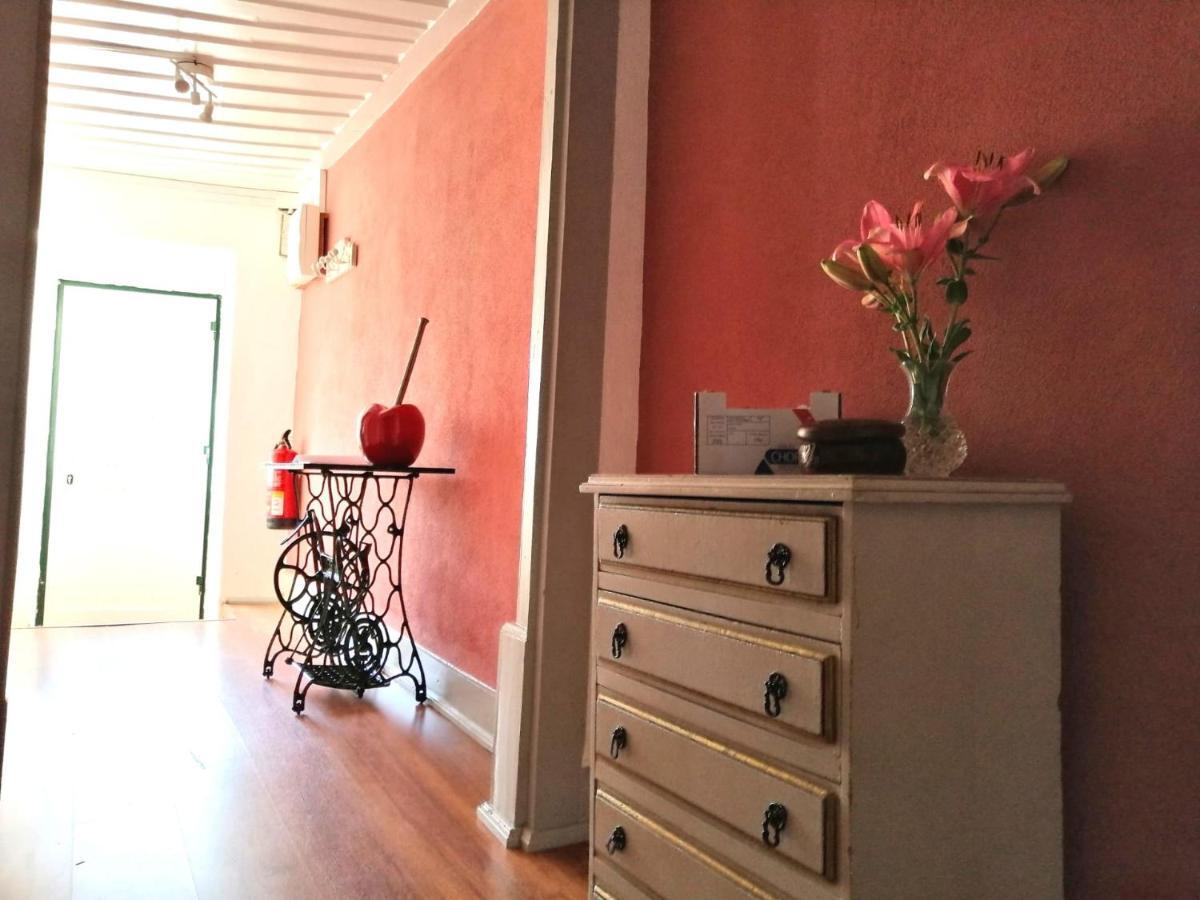 Casa Largo Da Praca Βίλα Alcongosta Εξωτερικό φωτογραφία