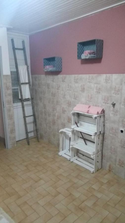 Casa Largo Da Praca Βίλα Alcongosta Εξωτερικό φωτογραφία
