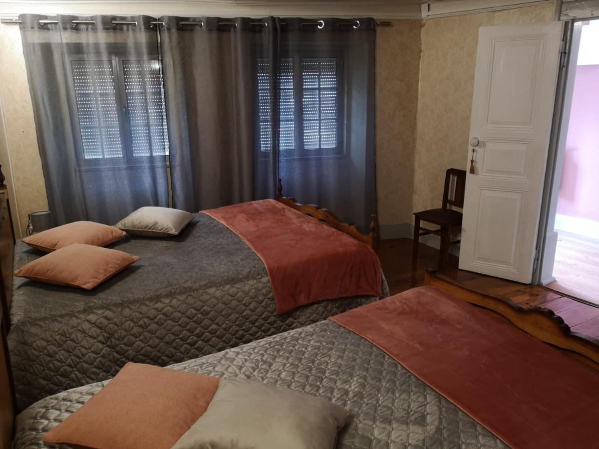 Casa Largo Da Praca Βίλα Alcongosta Εξωτερικό φωτογραφία